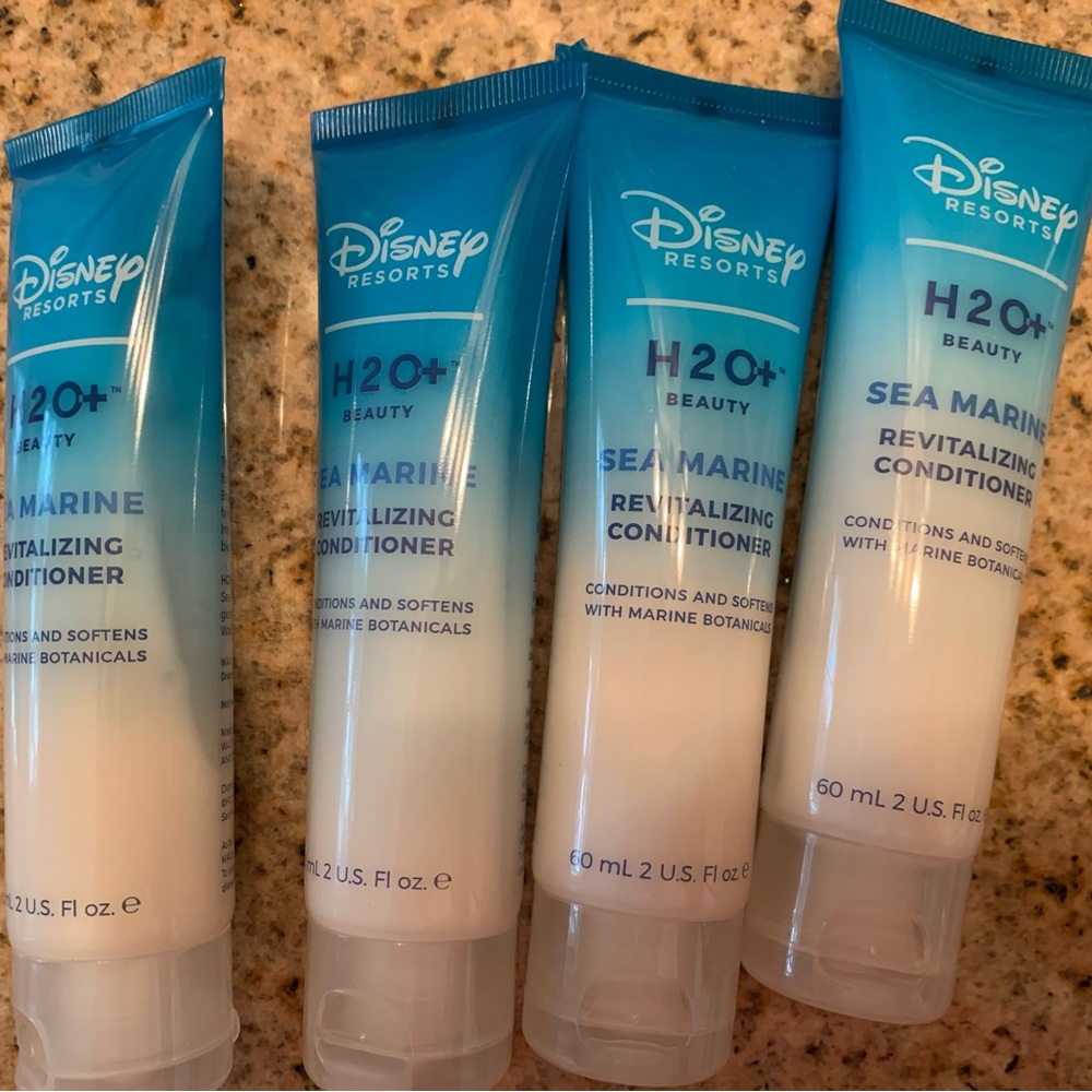 Disney Resort H2O+ Revitalizing Conditioner  set of 4